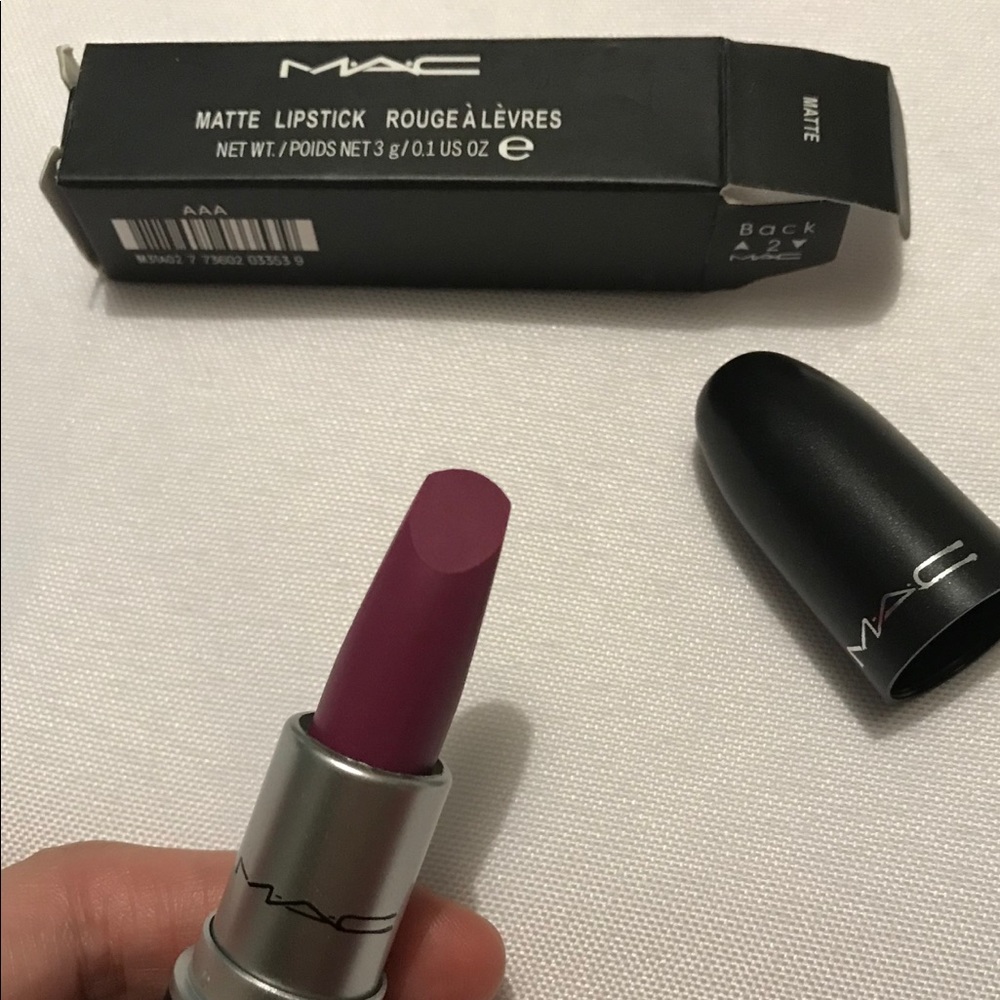 MAC Matte Heroine Lipstick